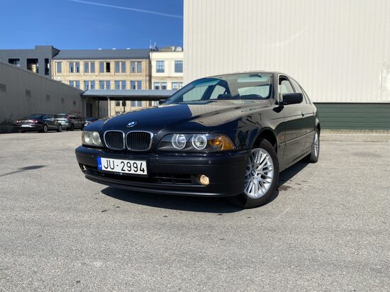 PĀRDOTS - Bmw 520i e39 sedans facelift Automāts 2001                   